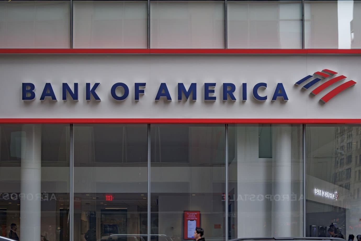 BofA reduz recomendação para ações brasileiras devido a juros altos e volatilidade