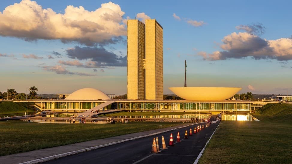 FINDES e 3 mil entidades defendem aprovação da PEC do Trabalho Flexível no Senado